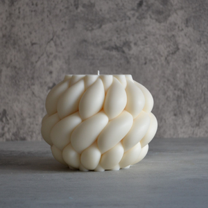 Soy Off-White Twisted Candle